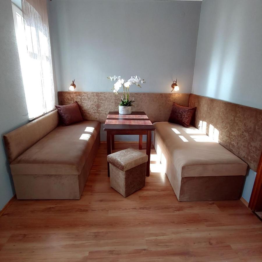 Warta Bed & Breakfast